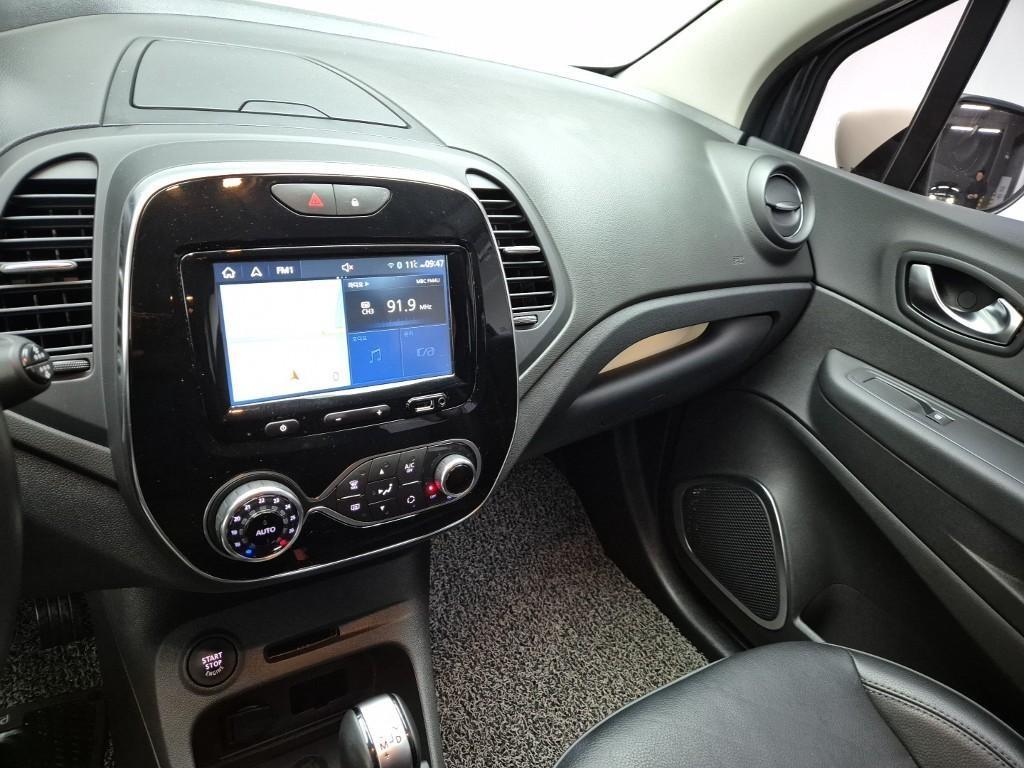 SAMSUNG QM3 - Vista 9