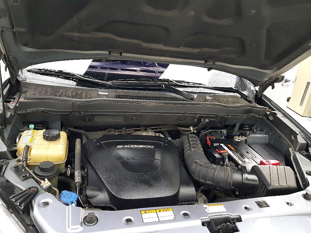 Ssangyong Korando - Vista 6