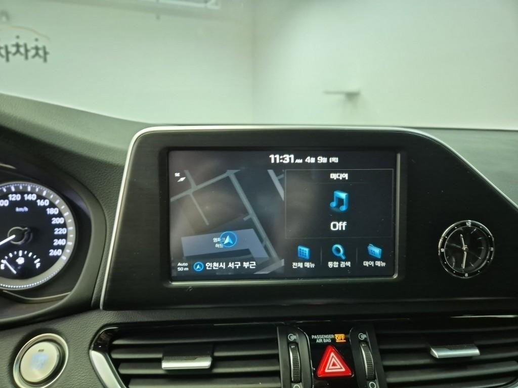 HYUNDAI Grandeur 2018 Blanco - Importación desde Corea - HF Imports Iquique - Foto 13