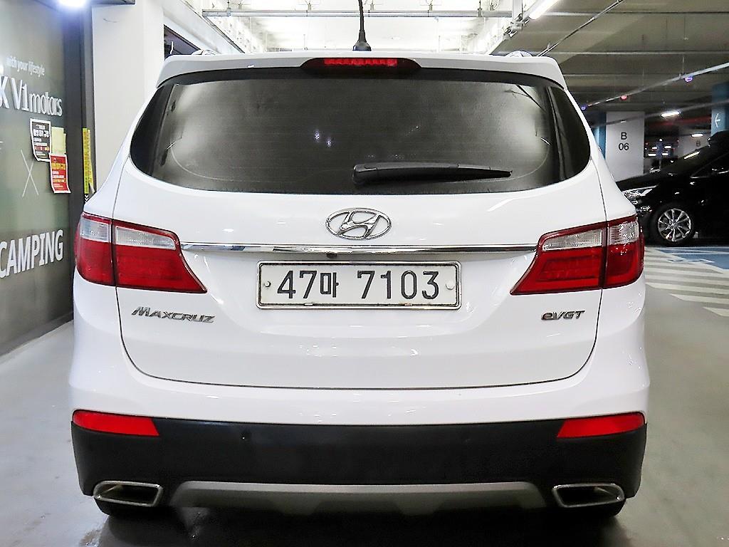 HYUNDAI Maxcruz - Vista 5