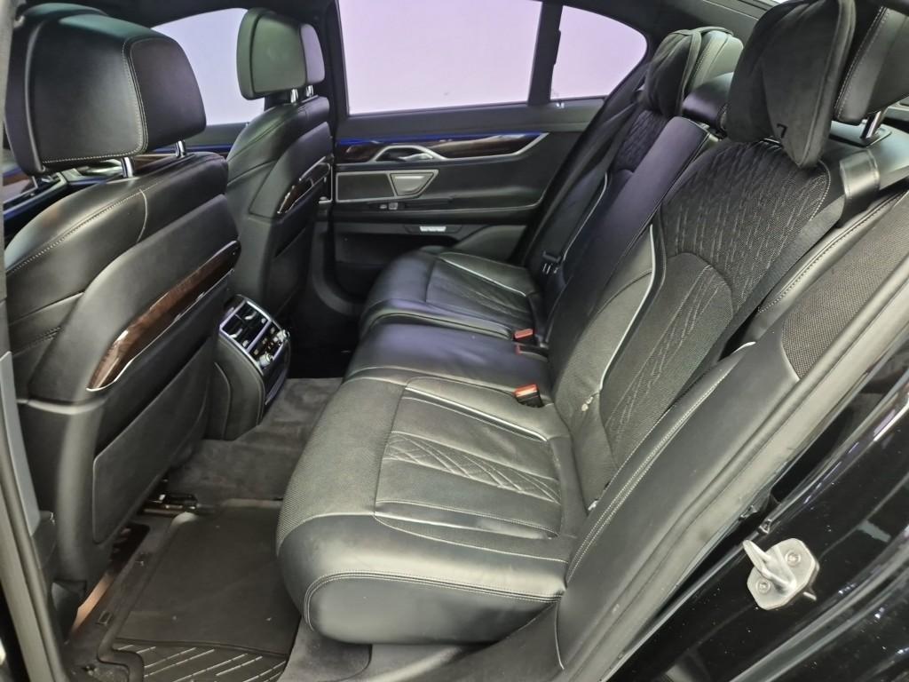 BMW 7 Series - Vista 12