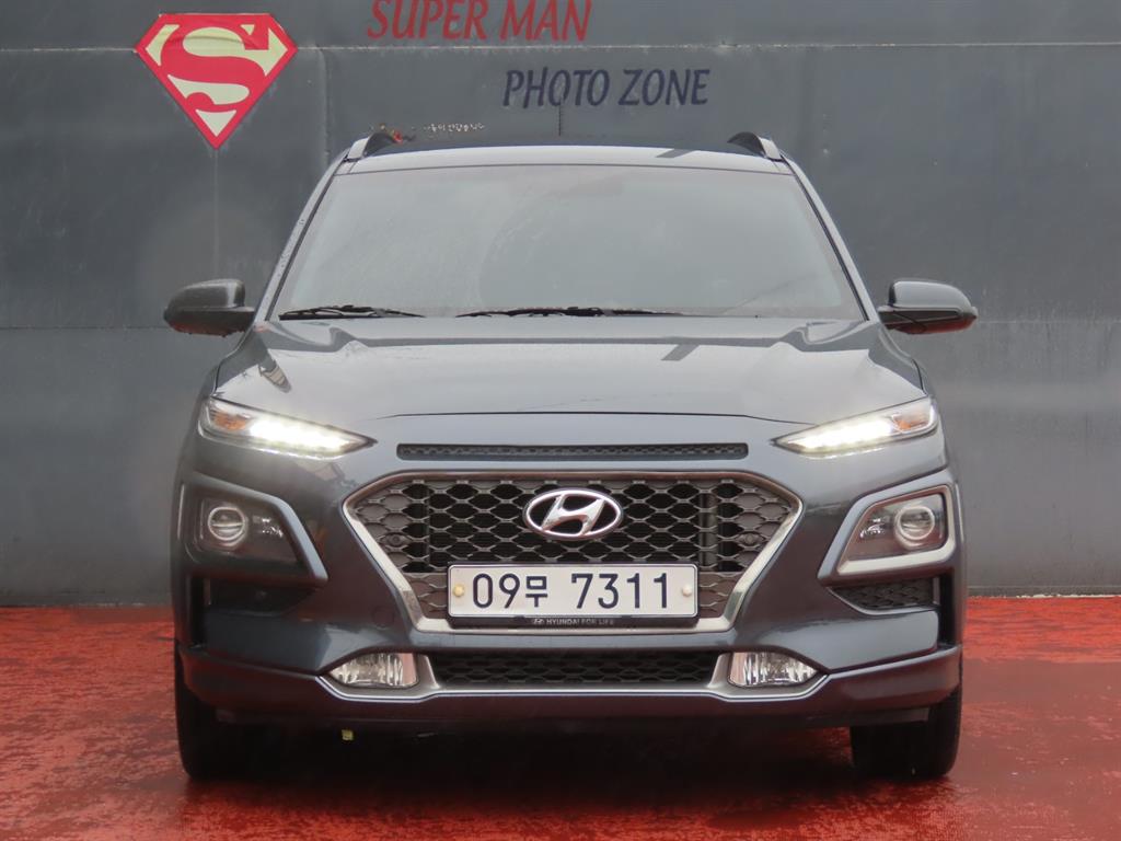 HYUNDAI Kona - Vista 3