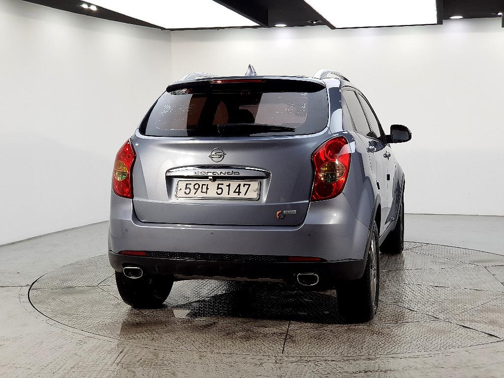 Ssangyong Korando - Vista 3