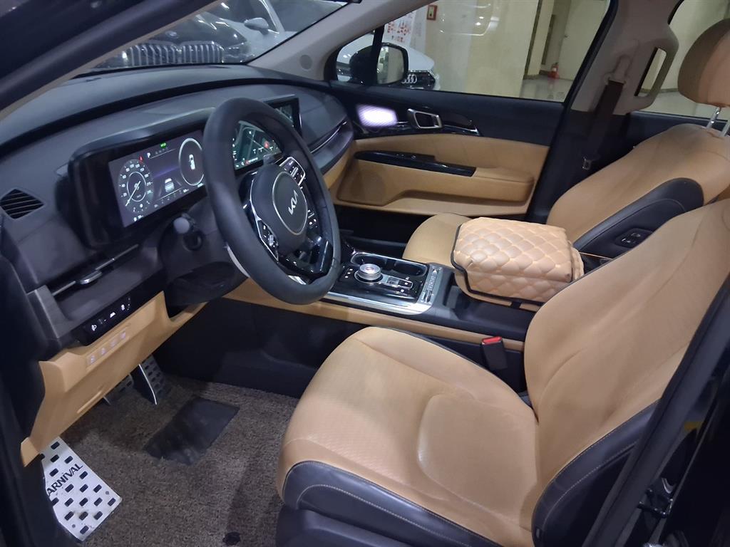 KIA Carnival - Vista 7