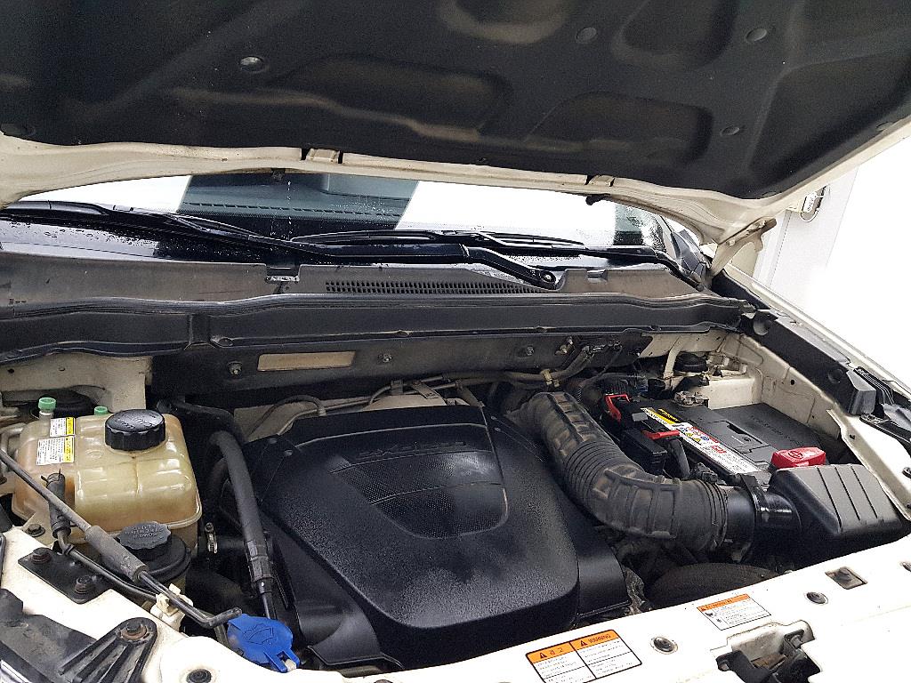 Ssangyong Korando - Vista 6