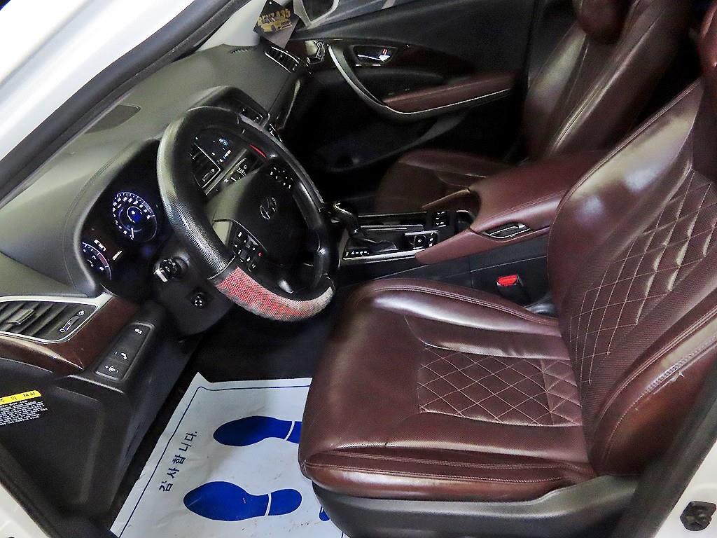 HYUNDAI Aslan - Vista 6