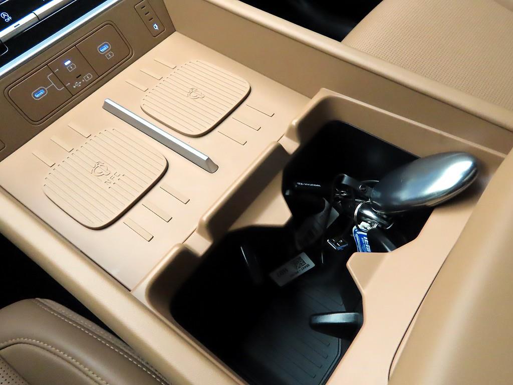 HYUNDAI Santa Fe - Vista 11