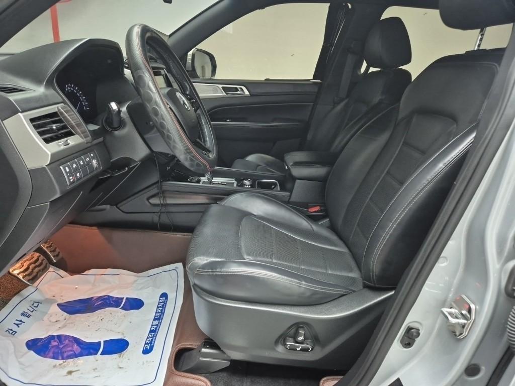 Ssangyong Rexton - Vista 11