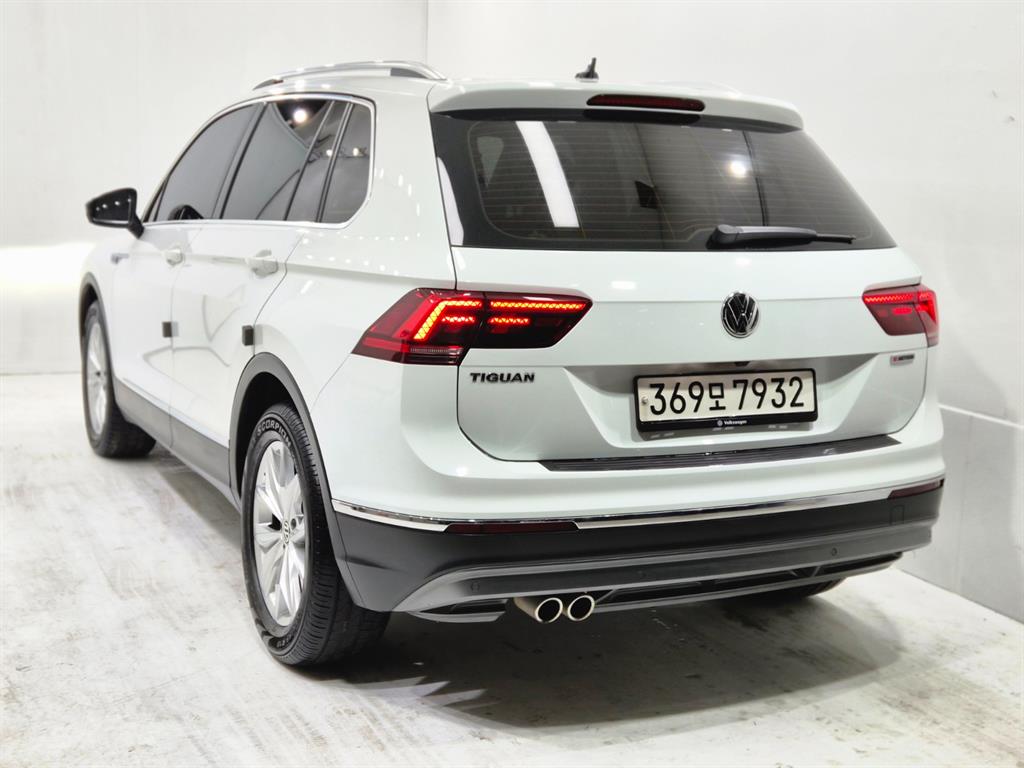 Volkswagen Tiguan - Vista 4