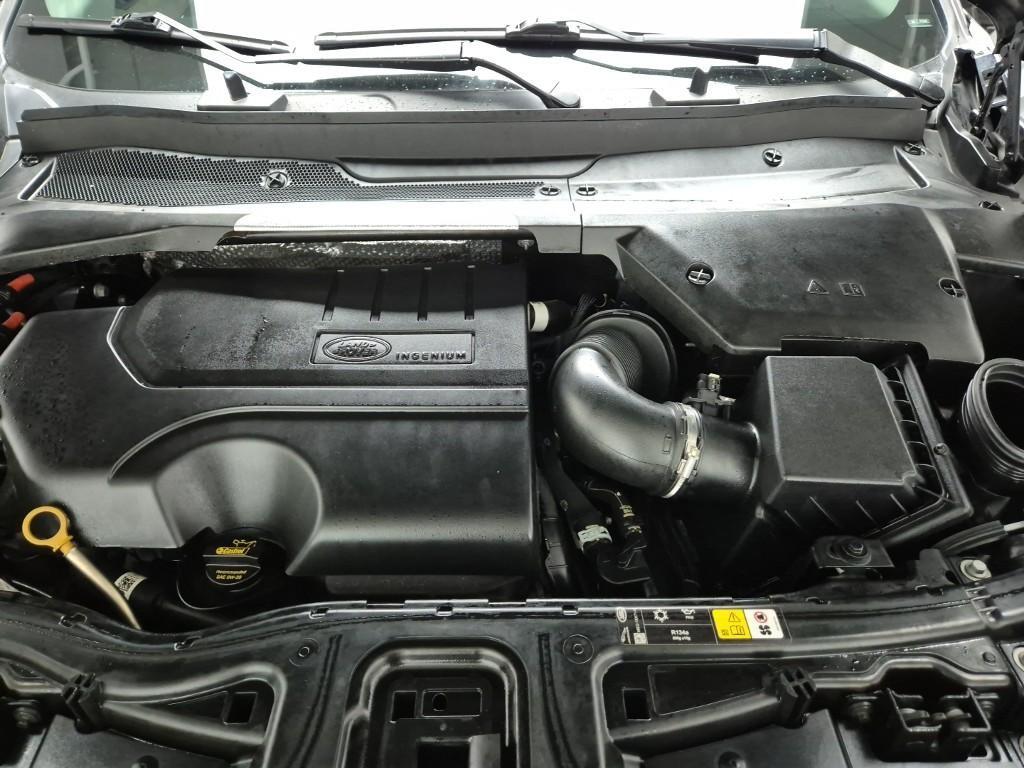 Land Rover Discovery Sports - Vista 5