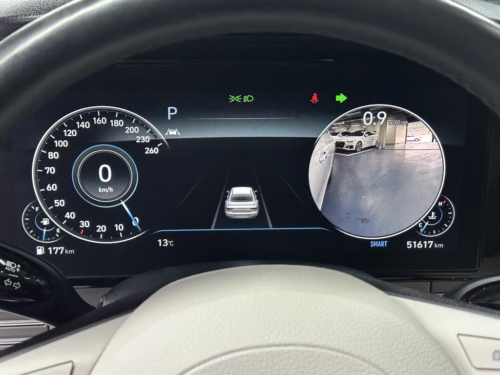 HYUNDAI Grandeur - Vista 10