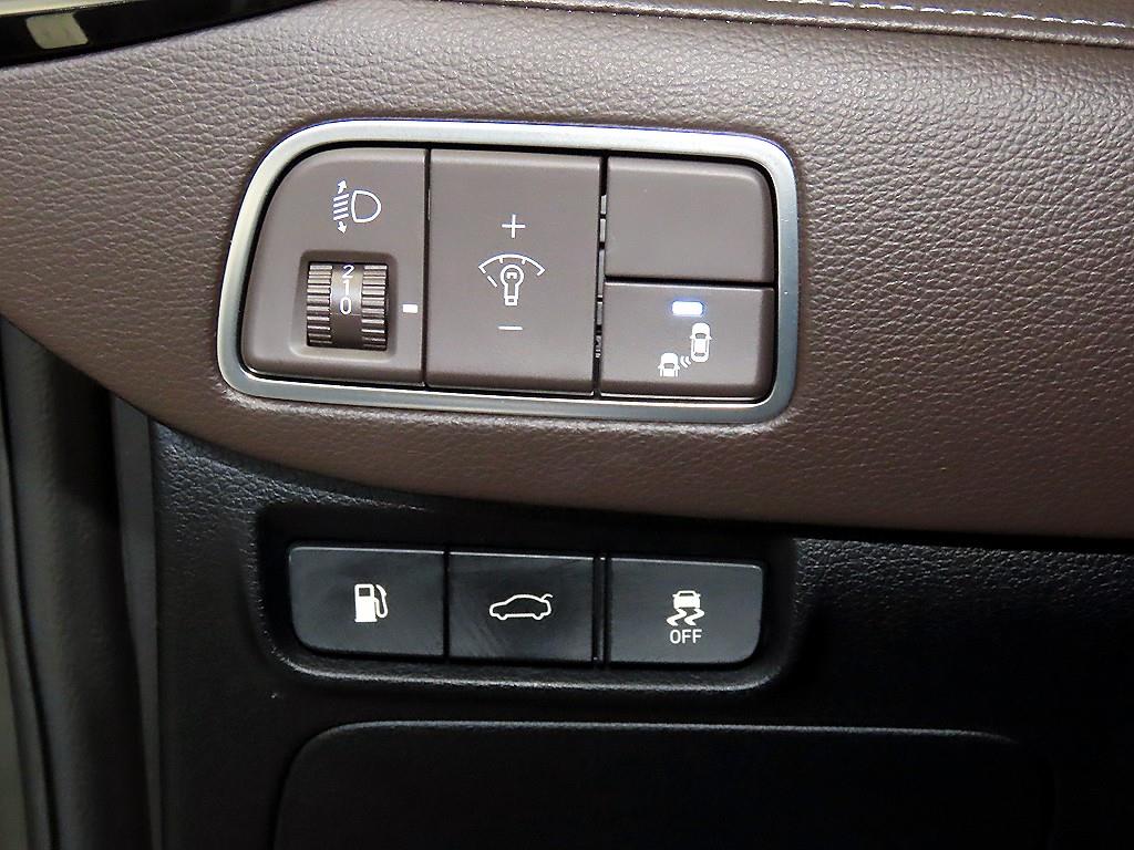 HYUNDAI Grandeur 2018 Negro - Importación desde Corea - HF Imports Iquique - Foto 14