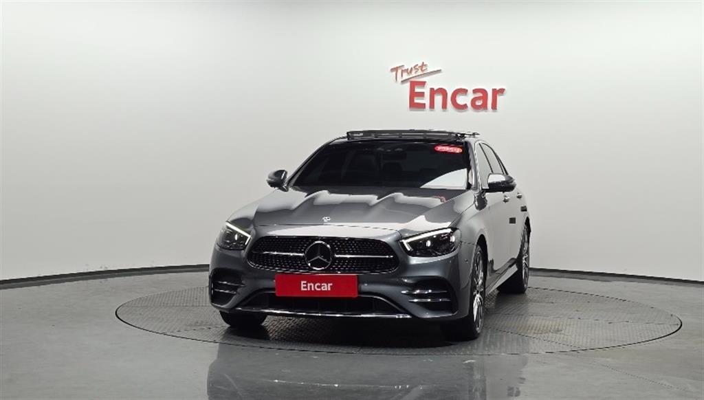 Mercedes Benz E class - Vista 3