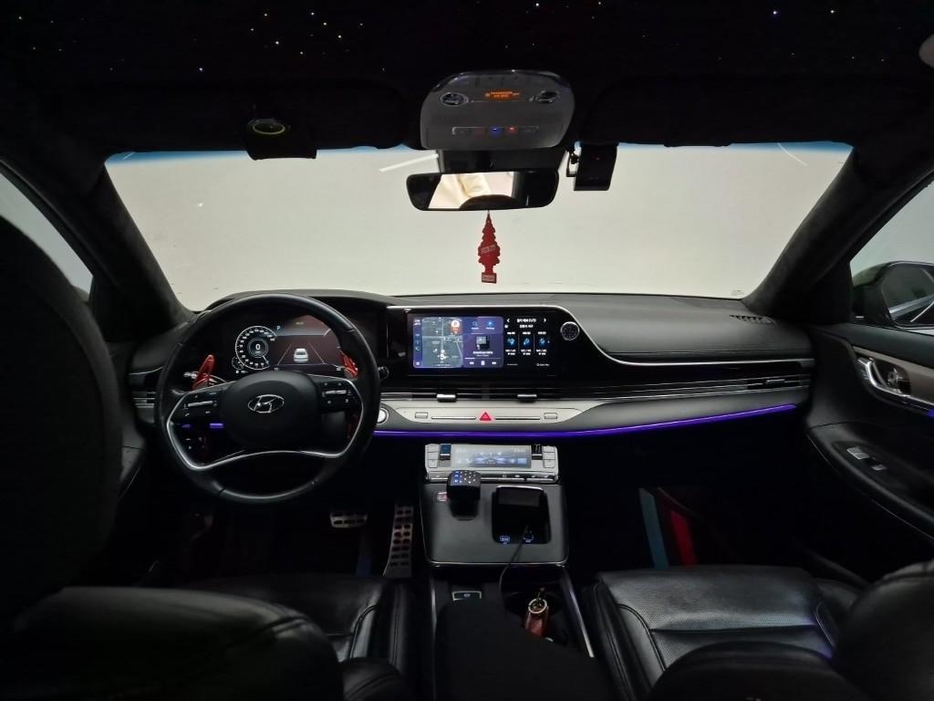 HYUNDAI Grandeur - Vista 7