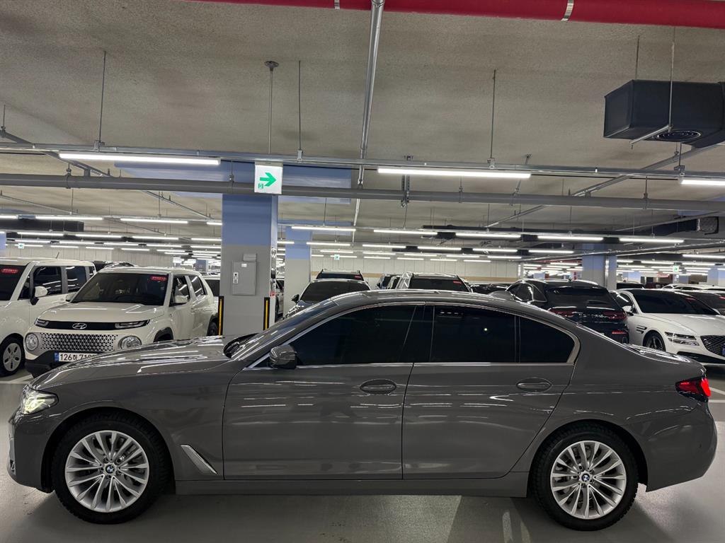 BMW 5 Series - Vista 2