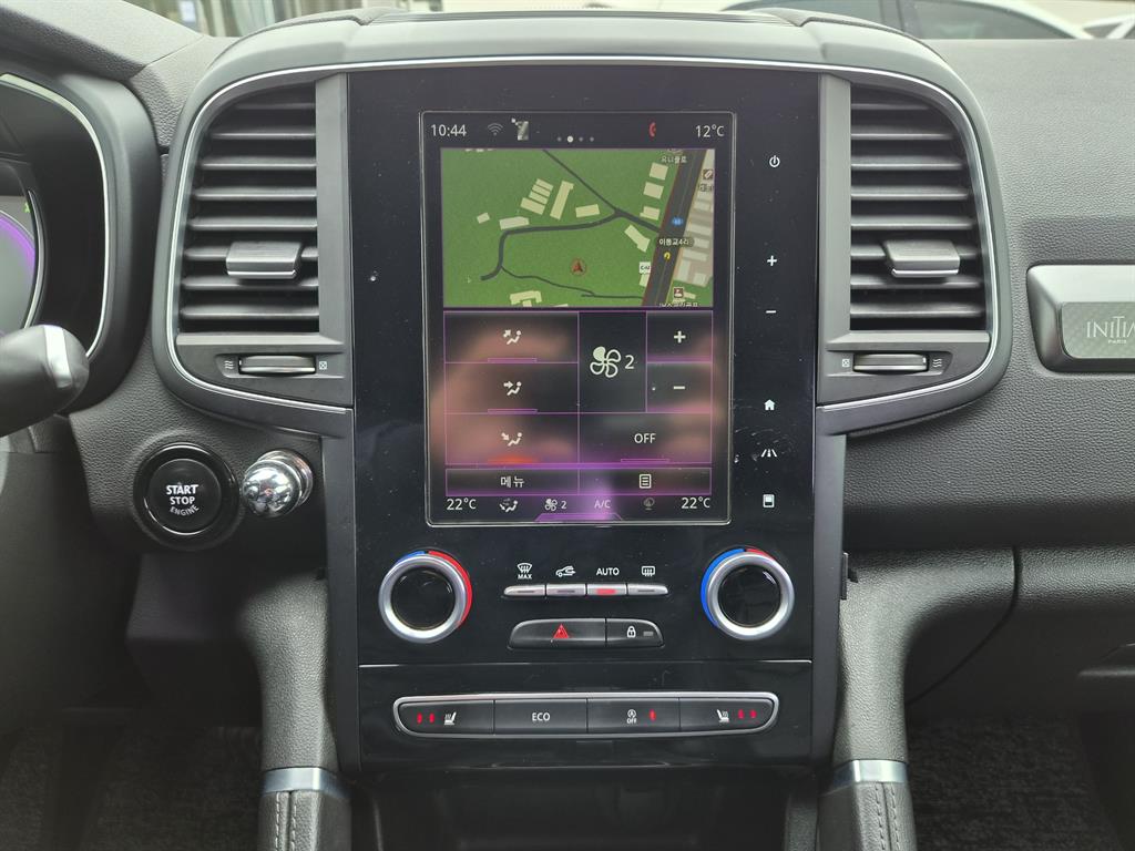 SAMSUNG QM6 - Vista 11