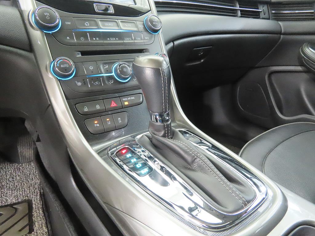 Chevrolet Malibu - Vista 11
