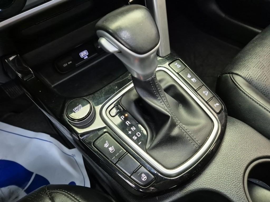 KIA Seltos - Vista 6