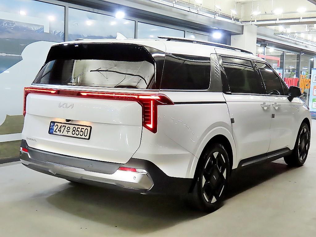KIA Carnival - Vista 4