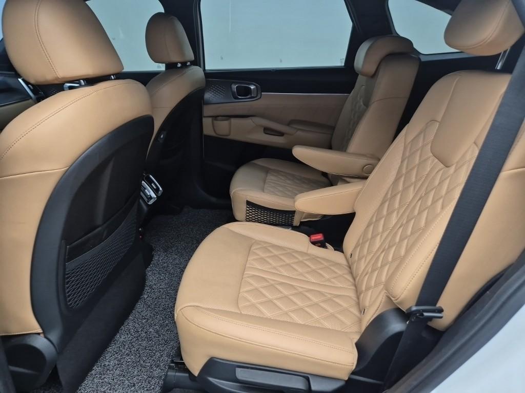 KIA Sorento - Vista 12