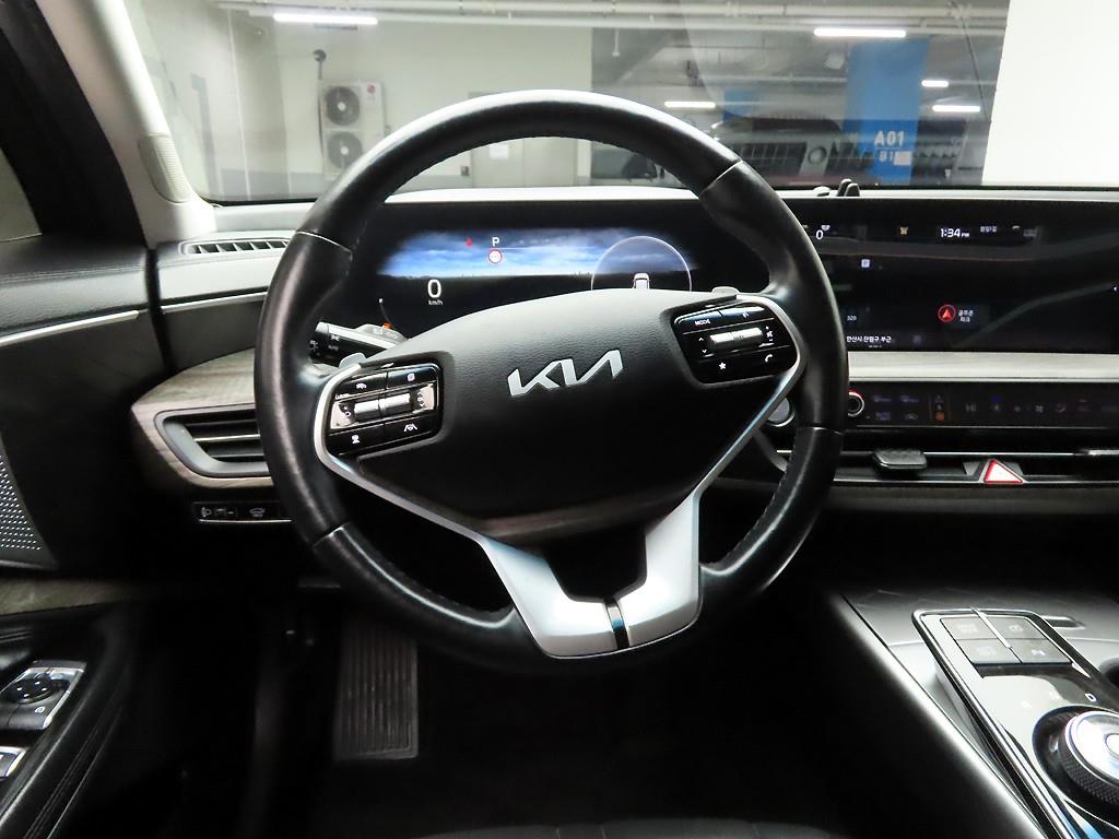 KIA K8 - Vista 7