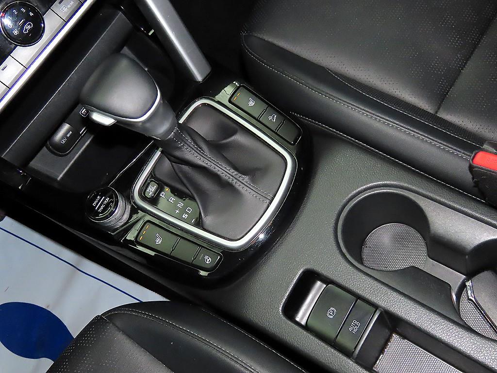 KIA Seltos - Vista 12