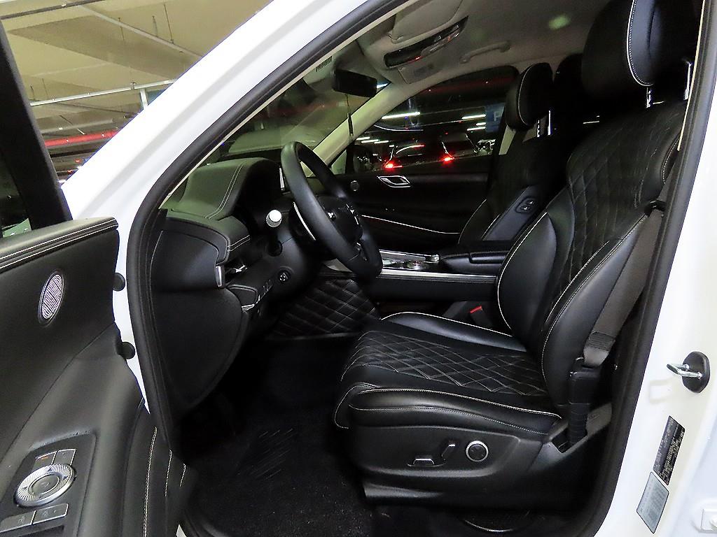 Genesis GV80 - Vista 6