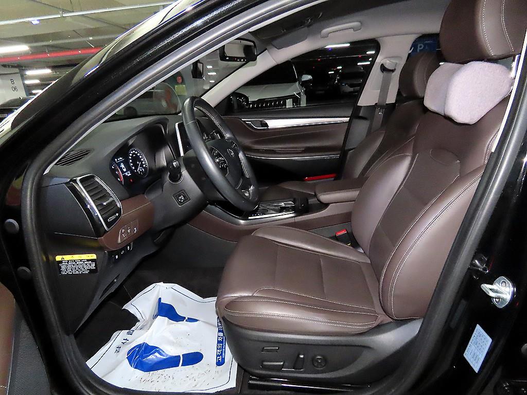 HYUNDAI Grandeur - Vista 6