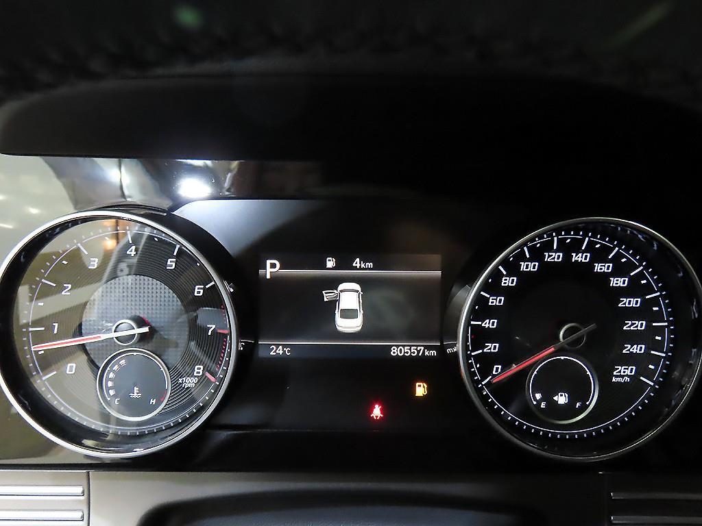 HYUNDAI Grandeur - Vista 9