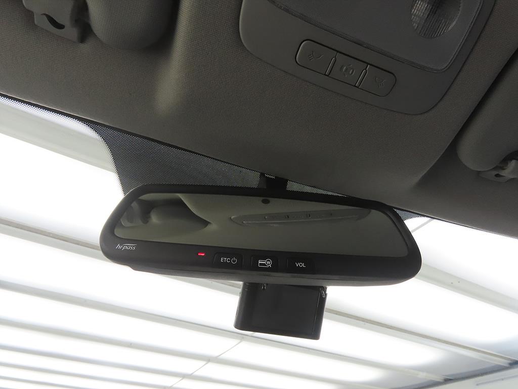 HYUNDAI Starex - Vista 12