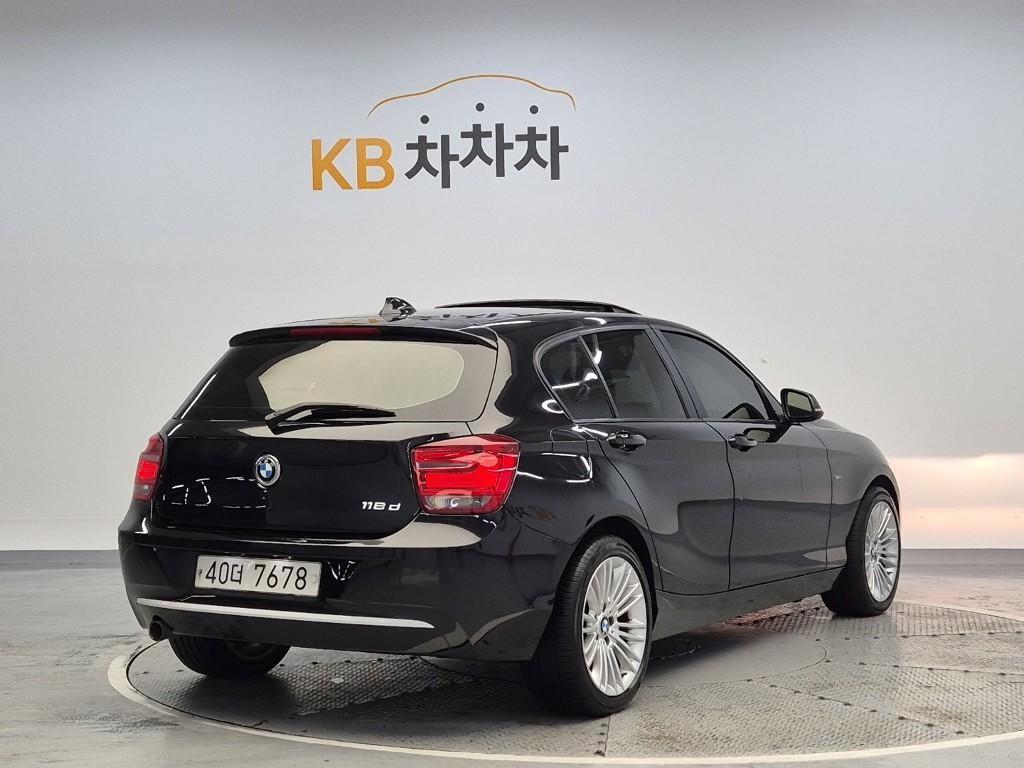 BMW 1 series - Vista 3
