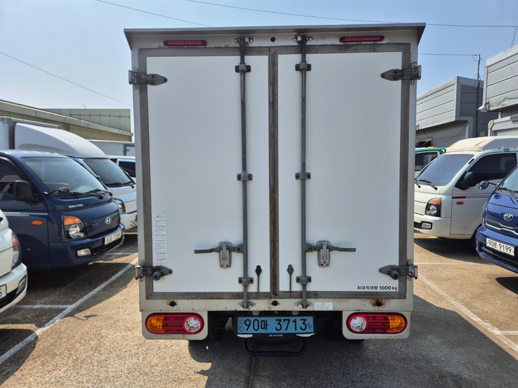 [소형화물][내장탑]포터2 (EV) 1.0톤/슈퍼캡/초장축 - миниатюра 4