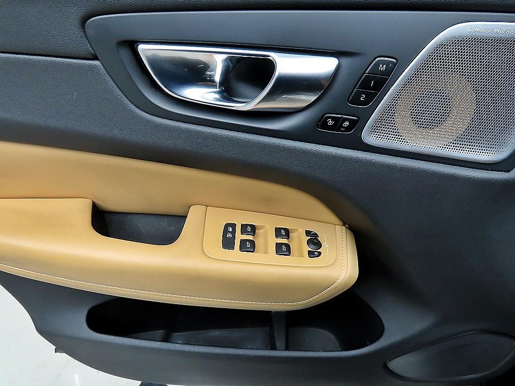 Volvo XC60 - Vista 11