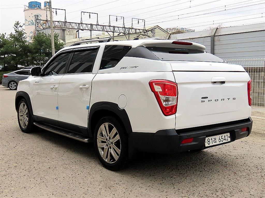 Ssangyong Rexton - Vista 3