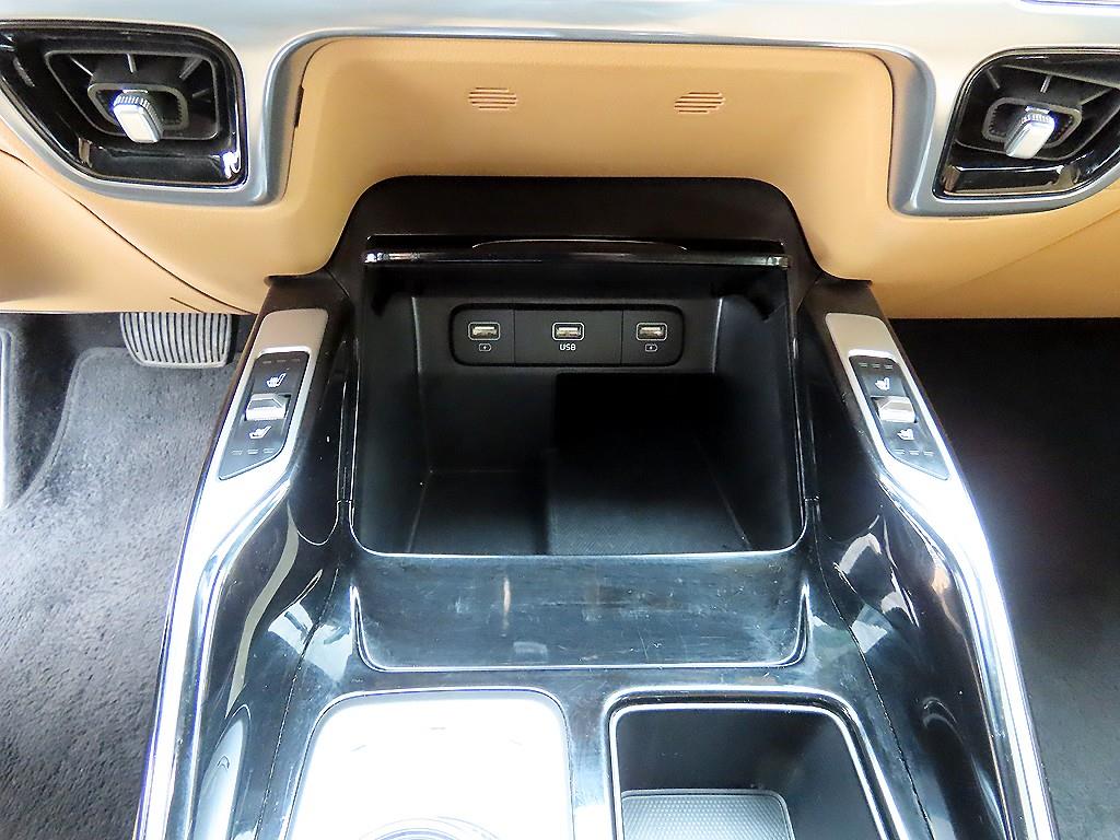 KIA Sorento - Vista 12