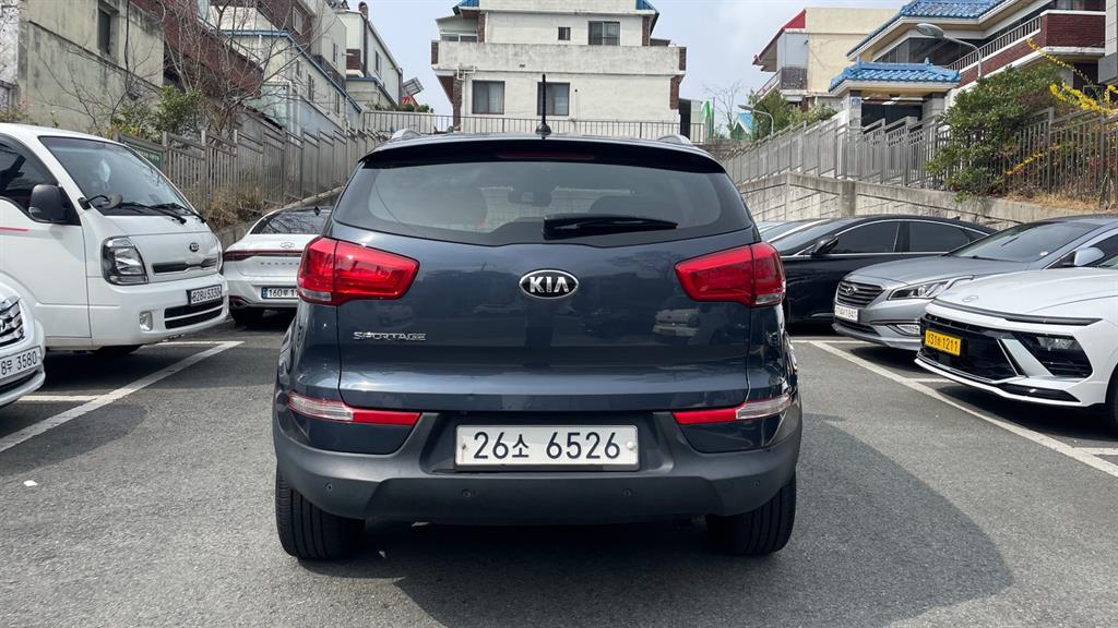 KIA Sportage - Vista 5