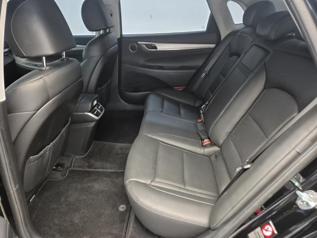 HYUNDAI Grandeur - Vista 12