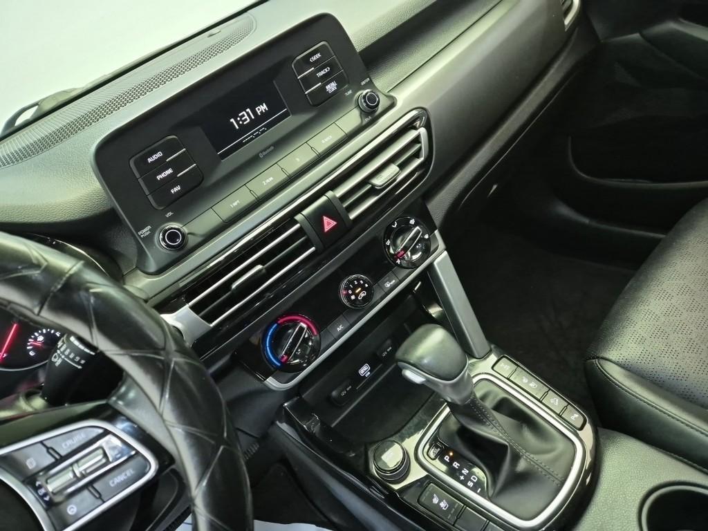 KIA Seltos - Vista 10