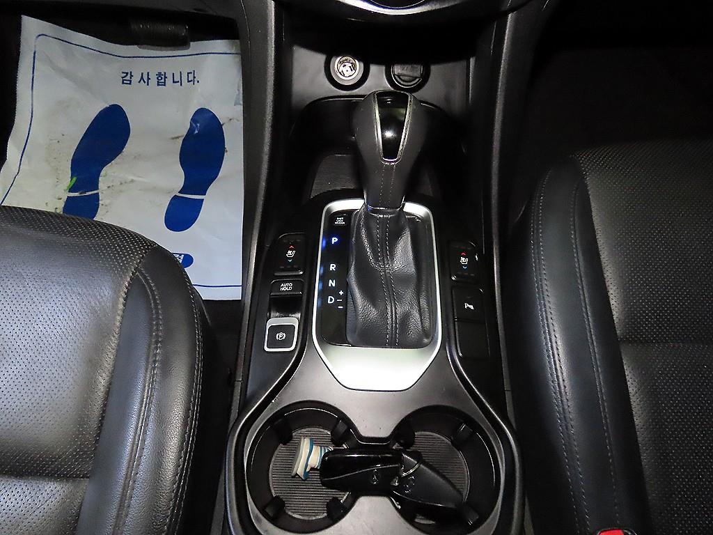 HYUNDAI Santa Fe - Vista 12