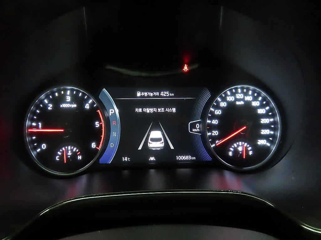 KIA Seltos - Vista 6