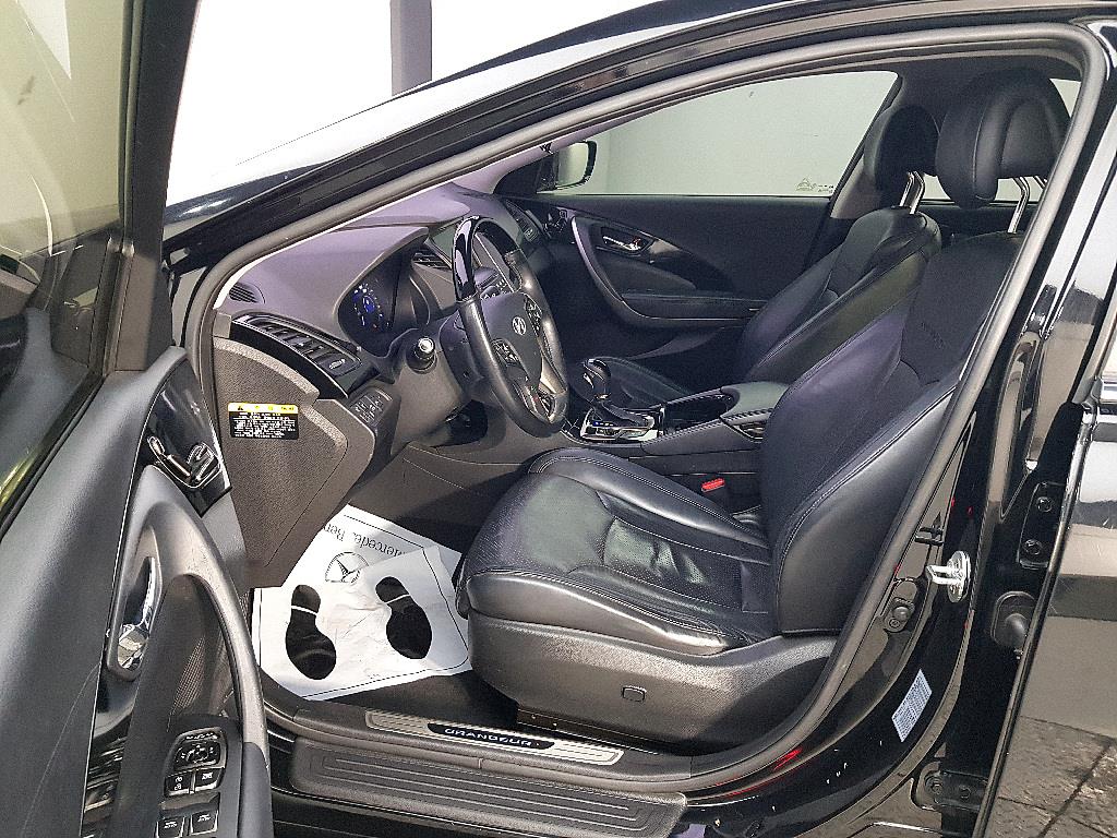 HYUNDAI Grandeur - Vista 8