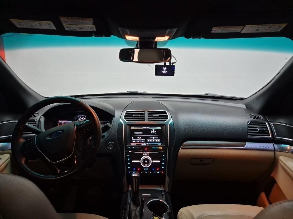 Ford Explorer - Vista 7