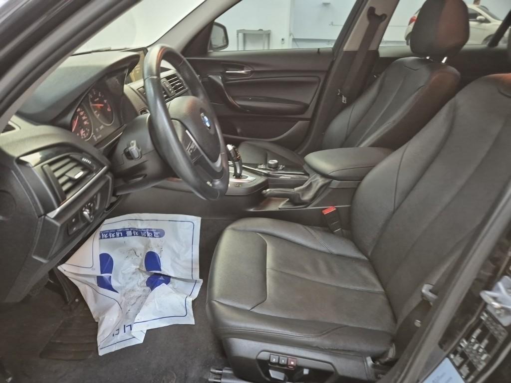 BMW 1 series - Vista 11