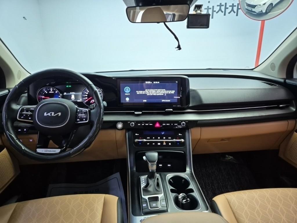 KIA Carnival - Vista 7