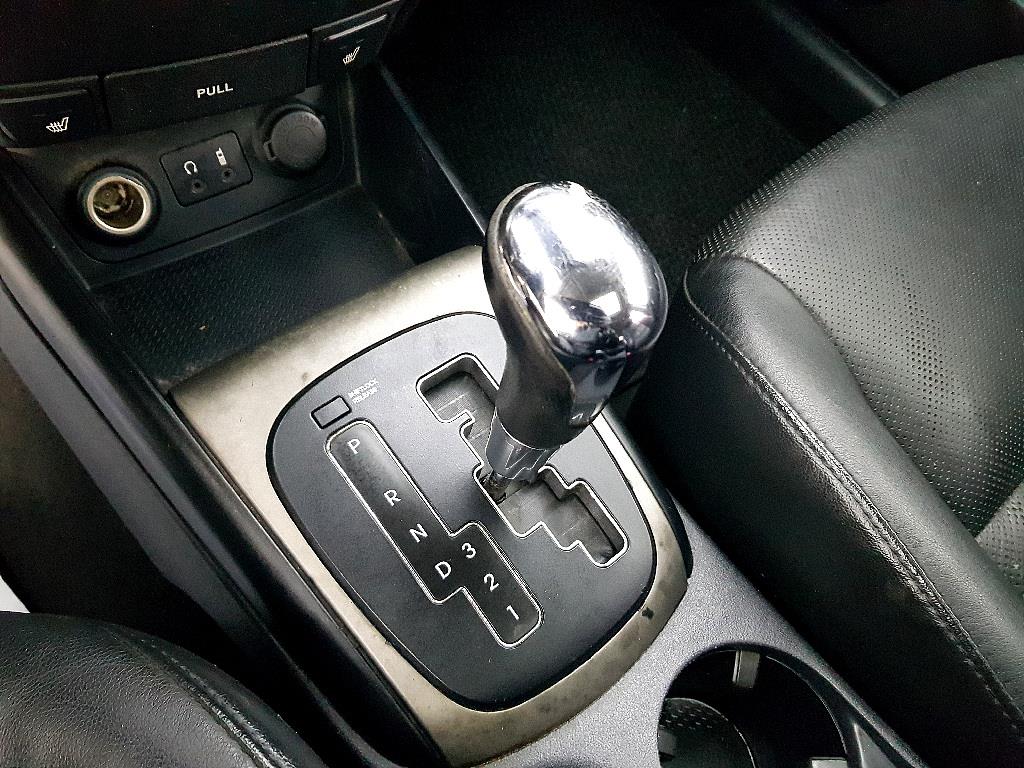 HYUNDAI i30 2011 Blanco - Importación desde Corea - HF Imports Iquique - Foto 15