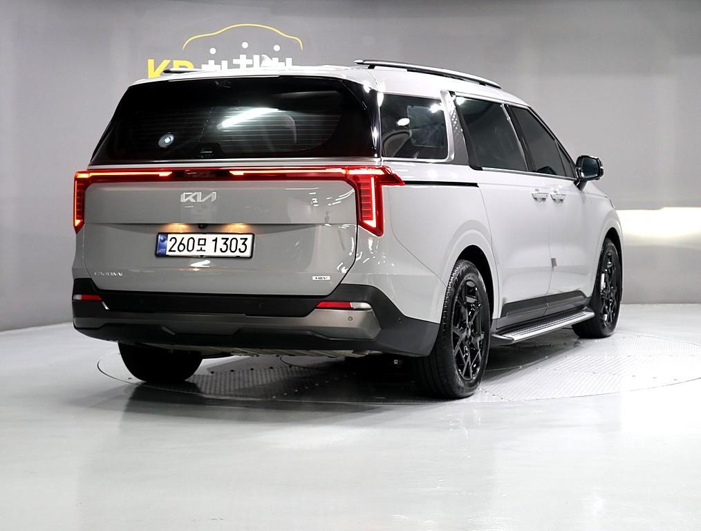 KIA Carnival - Vista 3