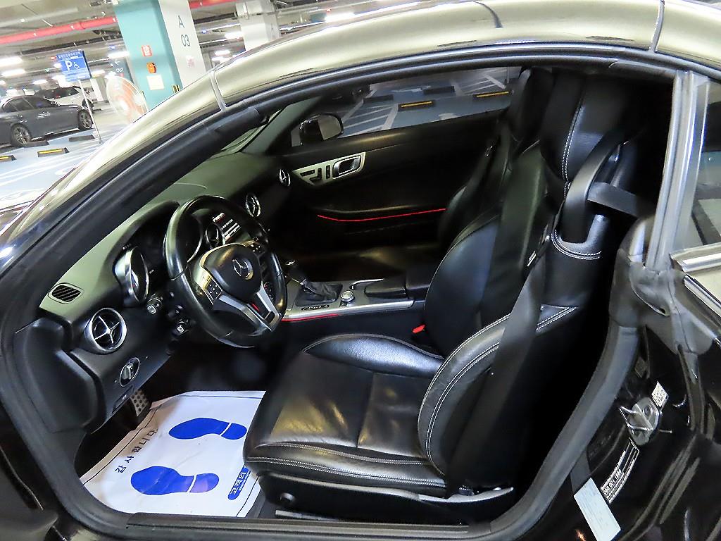 Mercedes Benz SLK Class - Vista 11