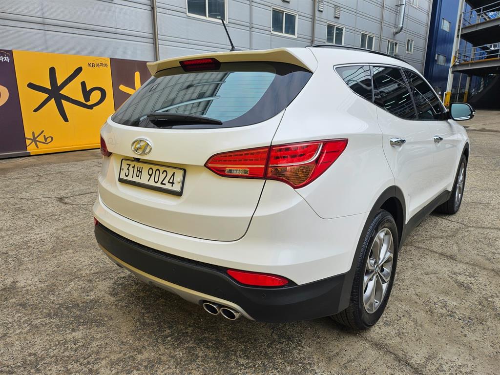 HYUNDAI Santa Fe - Vista 7