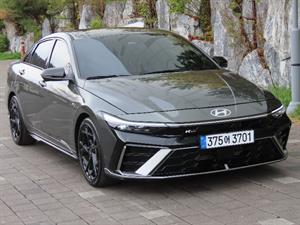HYUNDAI Avante - Vista 4