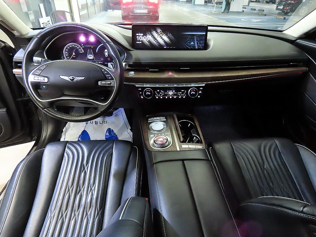 Genesis G80 - Vista 10